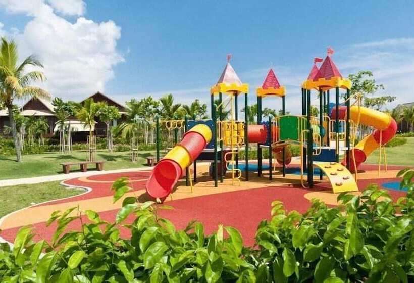 Duyong Marina & Resort