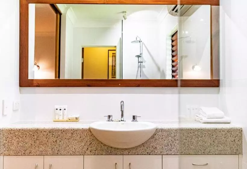 Hibiscus Resort & Spa Official Onsite Reception & Check In