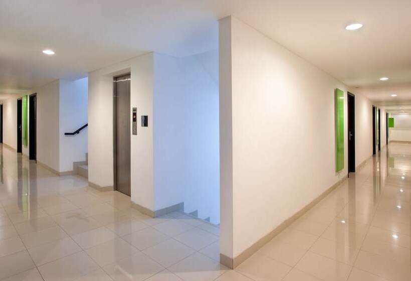 Amaris Hotel Cimanuk Bandung