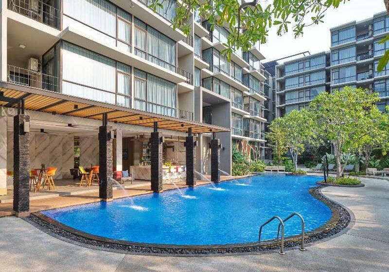 Altera Hotel And Residence By At Mind