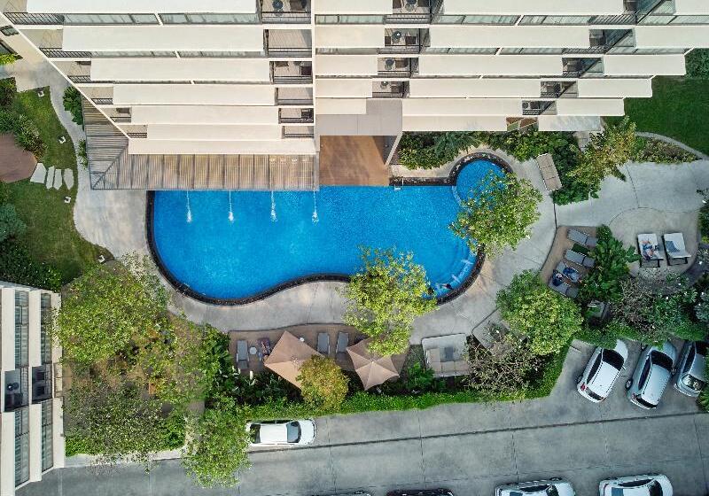 Altera Hotel And Residence By At Mind