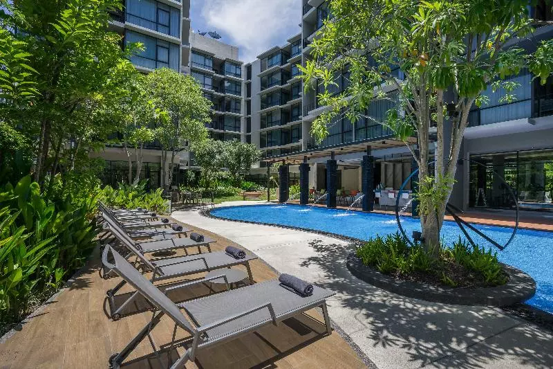 Altera Hotel And Residence By At Mind