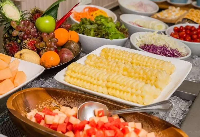 Altera Hotel And Residence By At Mind