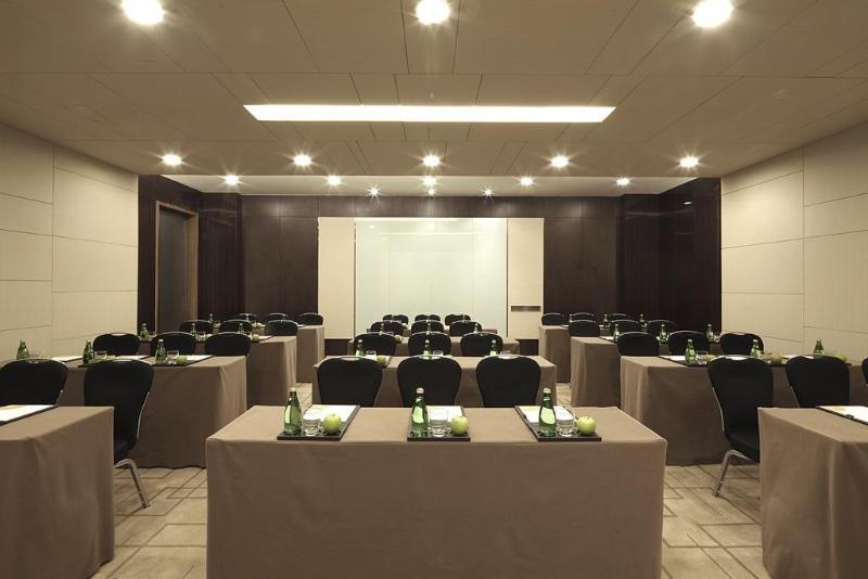 בית מלון כפרי Courtyard By Marriott Shanghai Jiading