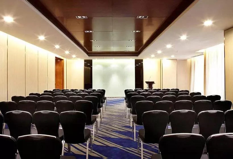 Hotel Courtyard By Marriott Shanghai Jiading