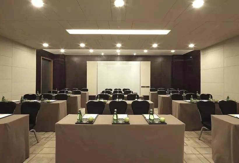 Hotel Courtyard By Marriott Shanghai Jiading