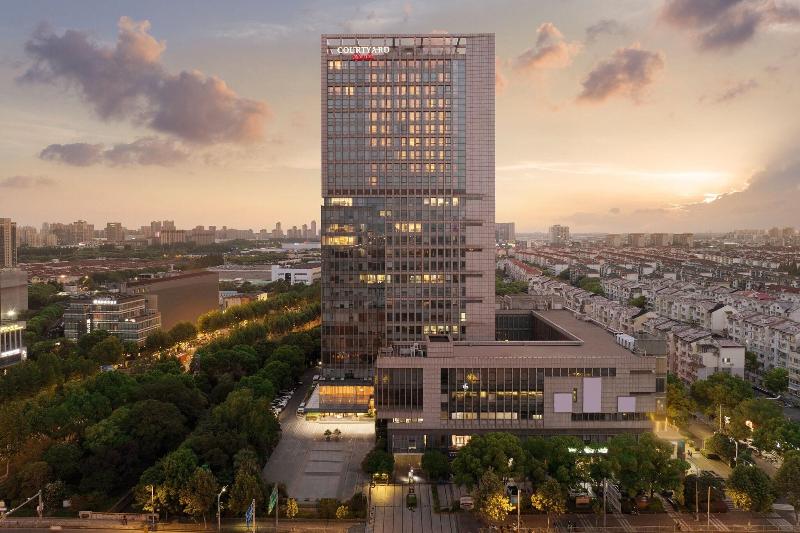 בית מלון כפרי Courtyard By Marriott Shanghai Jiading