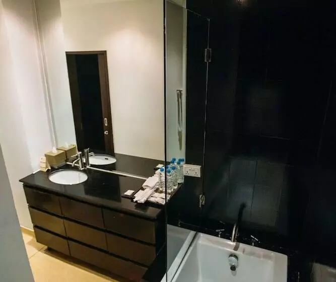 בית מלון כפרי Fcc Phnom Penh Boutique