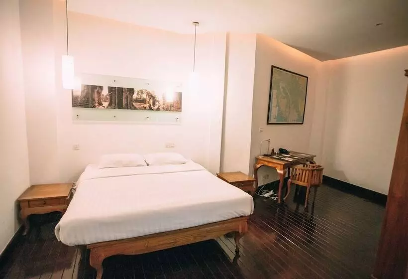 בית מלון כפרי Fcc Phnom Penh Boutique