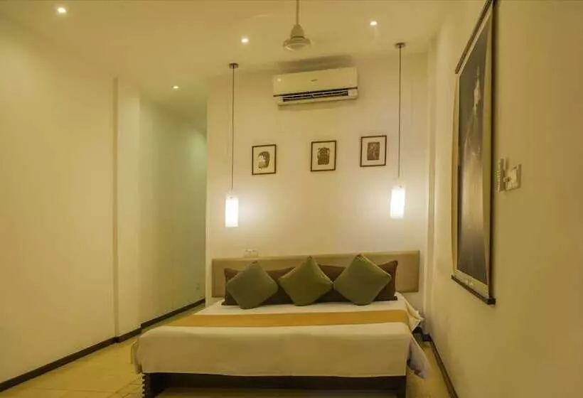 בית מלון כפרי Fcc Phnom Penh Boutique