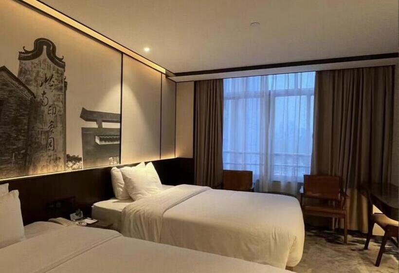 Hotel Guangdong Baiyun City