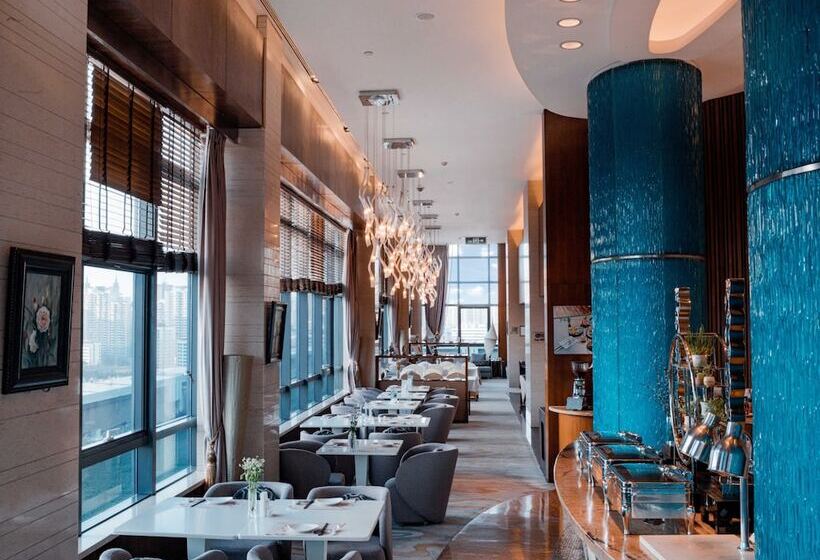 Holiday Inn Qingdao City Center, An Ihg Hotel   May 4th Square