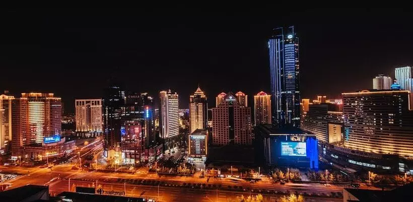 Holiday Inn Qingdao City Center, An Ihg Hotel   May 4th Square