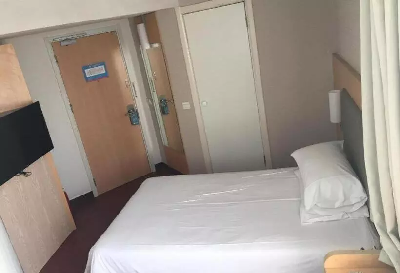 Hanting Hotel Guangzhou Huangshi