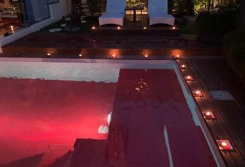 בית מלון כפרי Kiss Villas Bali