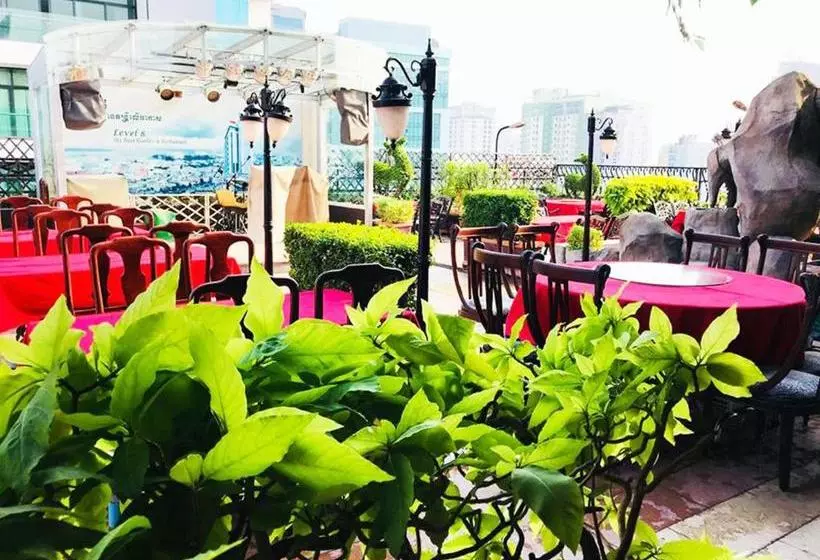 בית מלון כפרי Luxury World