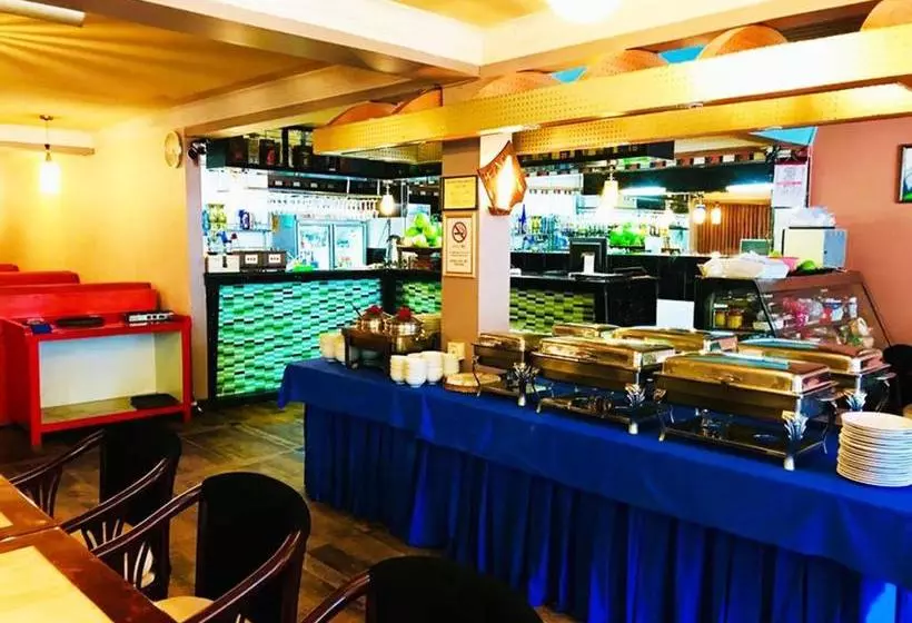 בית מלון כפרי Luxury World