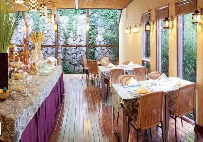 Отель Purple Jade Laguna Resort