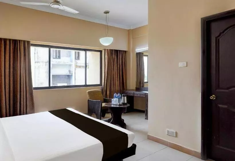 هتل Super Townhouse Koyambedu Formerly Royal Plaza