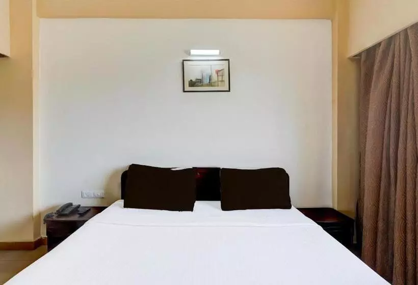 هتل Super Townhouse Koyambedu Formerly Royal Plaza