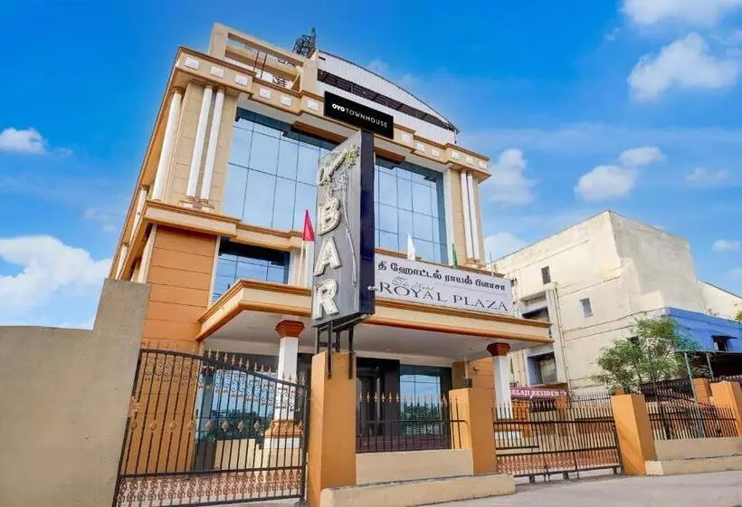 هتل Super Townhouse Koyambedu Formerly Royal Plaza