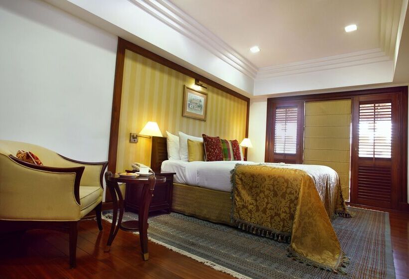 هتل The Paul Bangalore