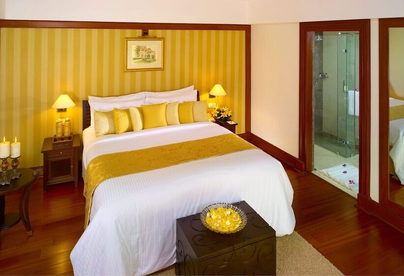 هتل The Paul Bangalore