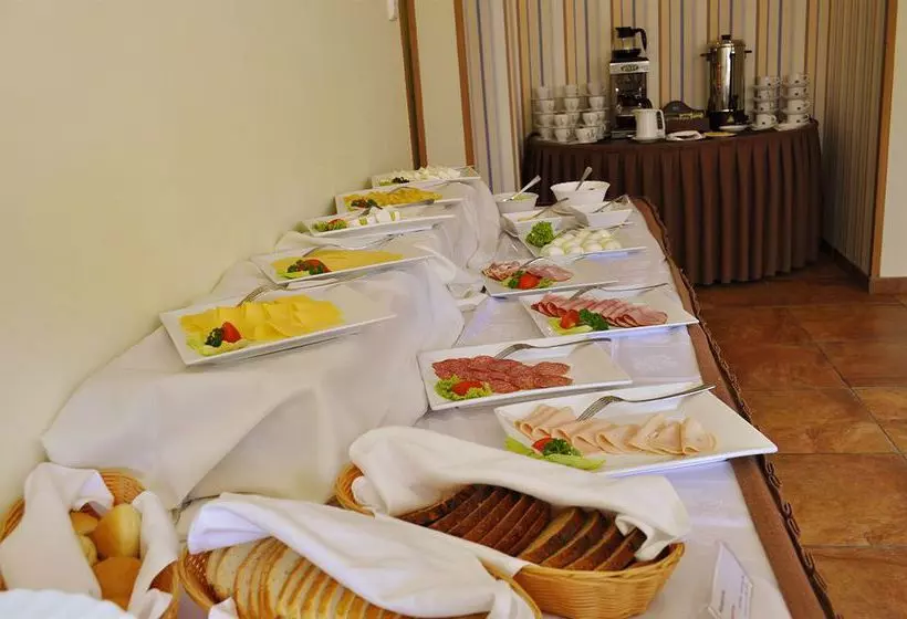 Hotel Wilanów Warszawa By Desilva