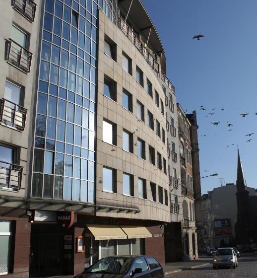 Platinum Apartments Apart