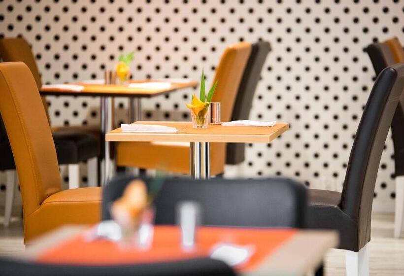 Platinum Apartments Apart