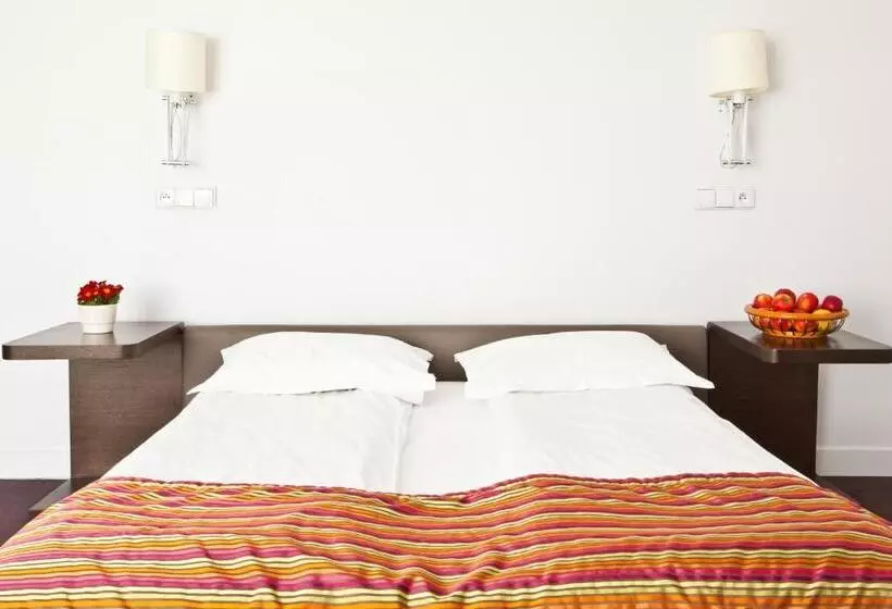 Platinum Apartments Apart