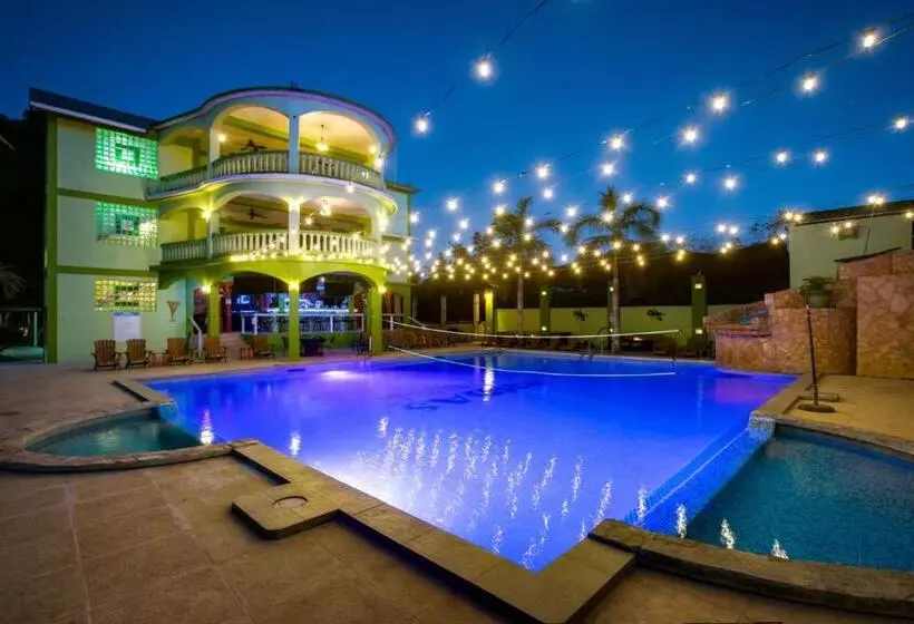 리조트 Midas Belize