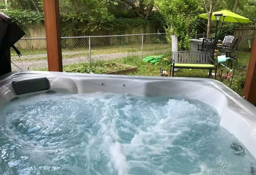 ペンション Ed & Rosie S Place