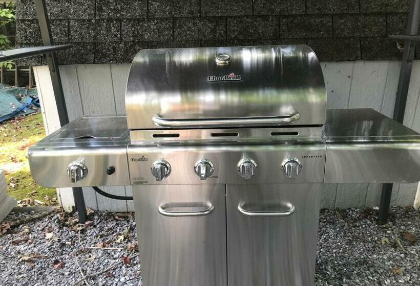 بنسيون Ed & Rosie S Place