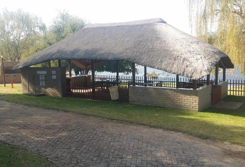 リゾートホテル Arendsnes