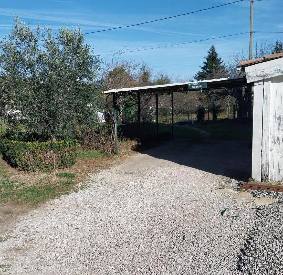 צימר Domaine De Lazuel