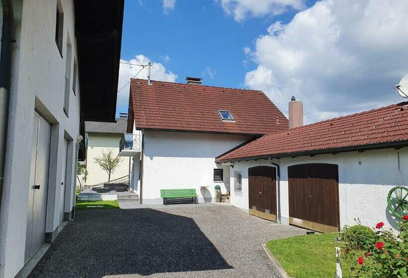 Bogi S Ferienhaus Pension