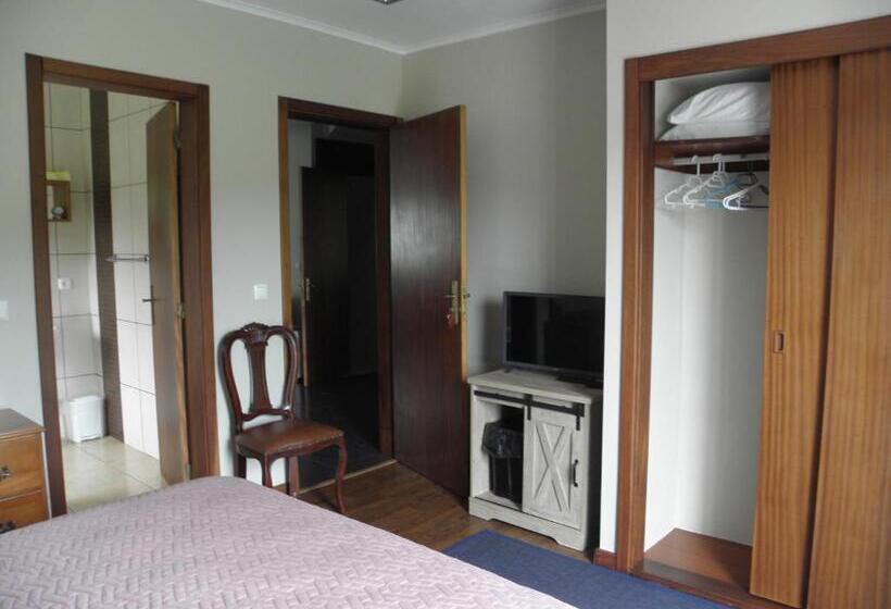 Pensão Alice´s House