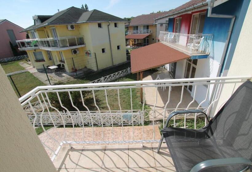 Pension Casa Camelia Felix