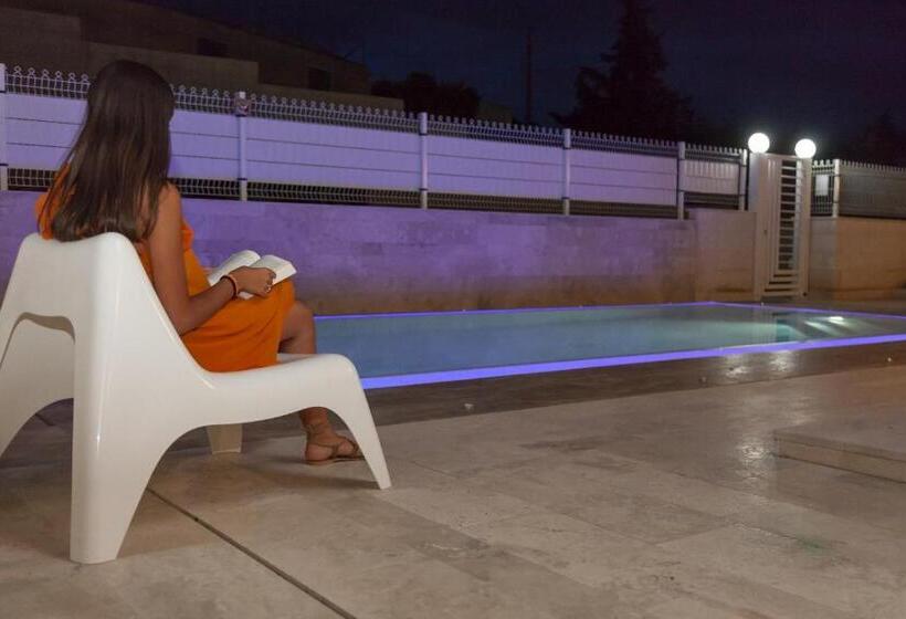 פנסיון Ofra Matera