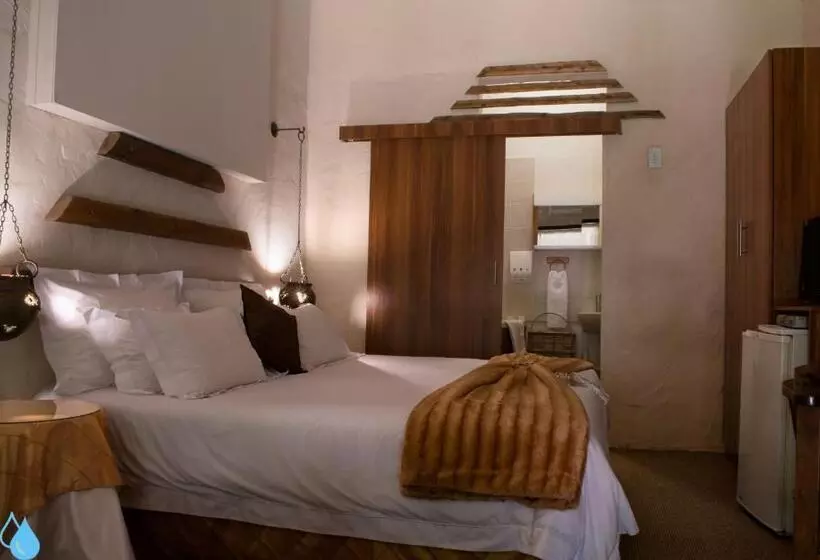 ペンション Riverbush Lodge Guesthouse