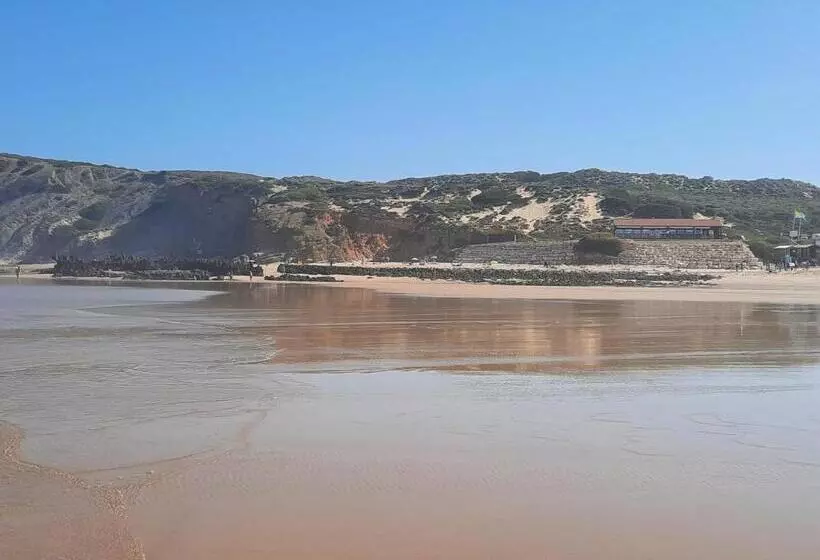 Majatalo Sunset Room   Hiking & Beach