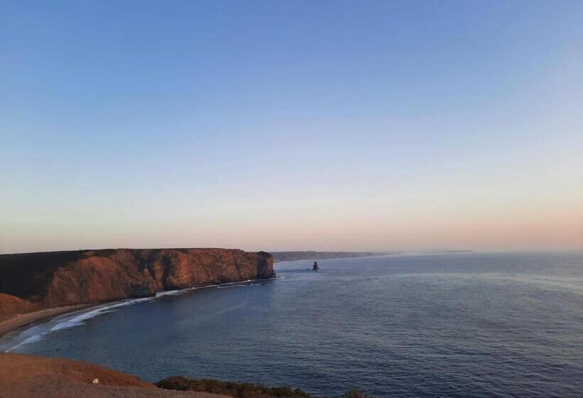 膳宿费 Sunset Room   Hiking & Beach