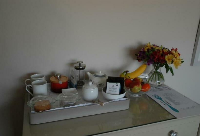 Общежитие Hysett House