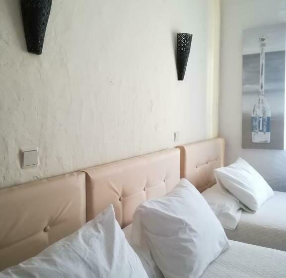 Retkeilymaja Quartos Abelha