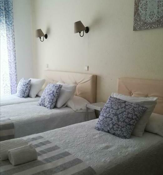 Retkeilymaja Quartos Abelha