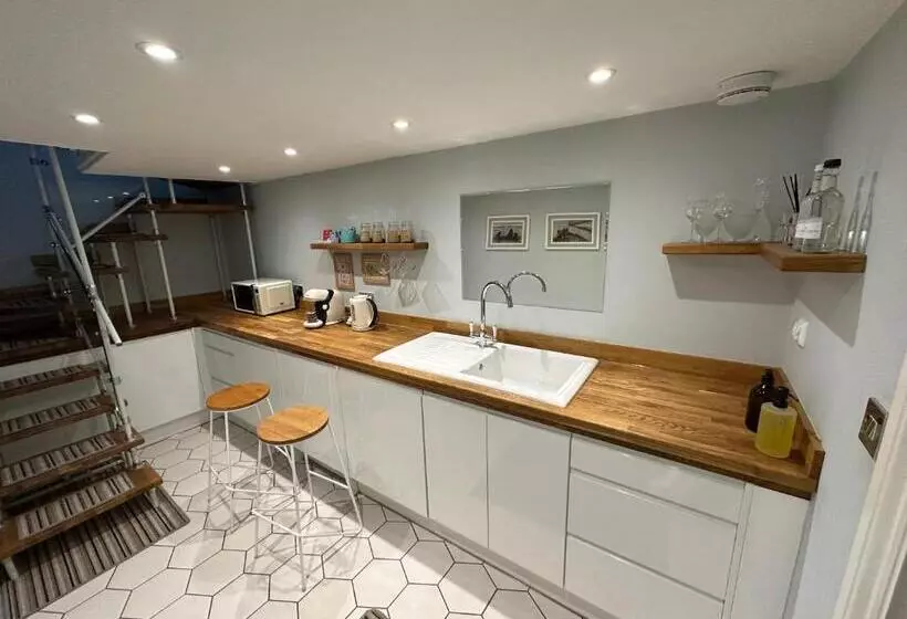 Retkeilymaja The Beetroot