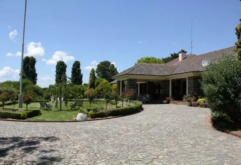 Aamiaismajoitus (B&B) Historic Merryville Homestead