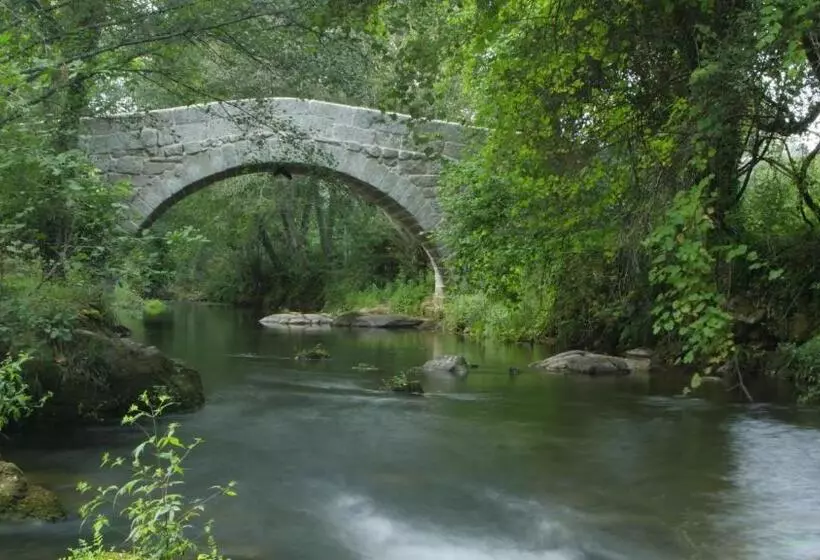 Hotelli Quinta De Silharezes, Lda