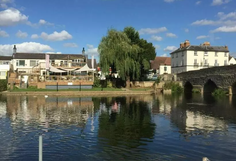 Old Beams Bed & Breakfast